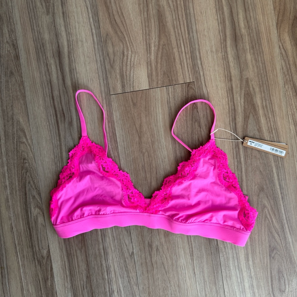 SKIMS fits everyone triangle lace bralette size 3X brand new w tags